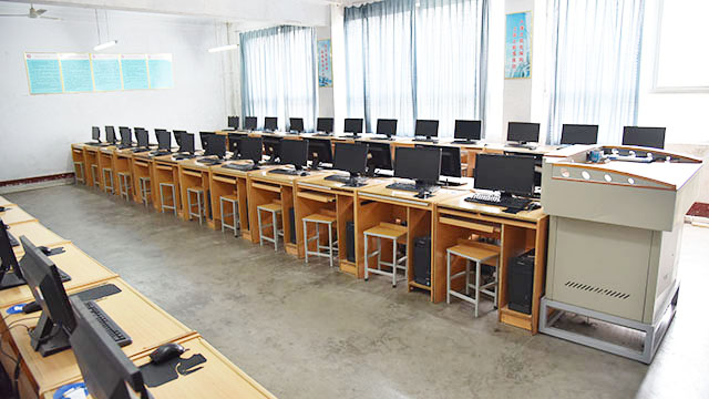 计算机应用实训室